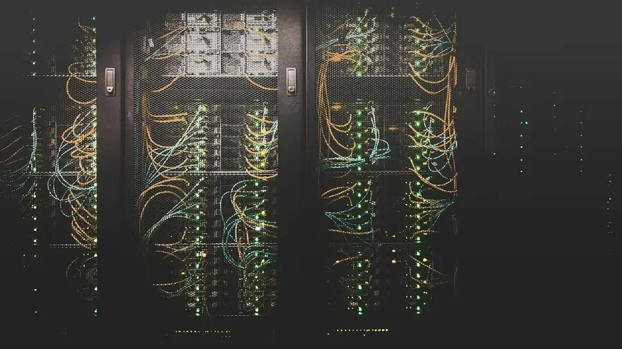 Server racks with cabling in a data centre